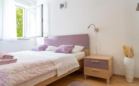 Apartments Lila